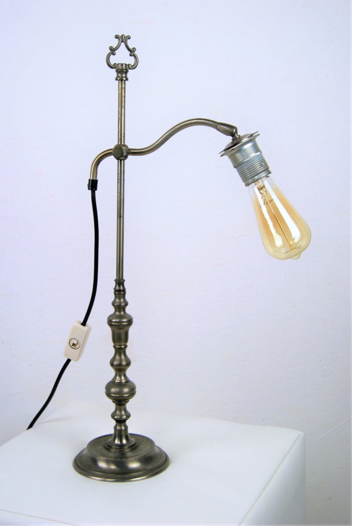 Antike Nachttischlampe mit Gelenken