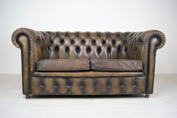 Chesterfield Ledersofa Anfang 1900